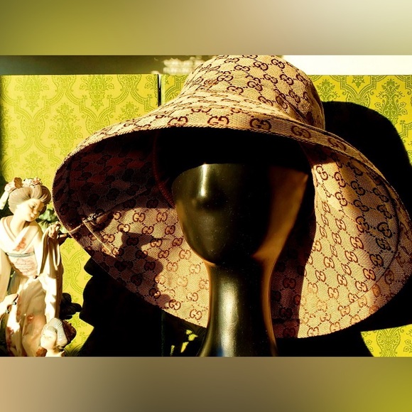Gucci GG Monogram Bucket Hat Canvas Wide Large Brim Beige Tan Jacquard - Picture 7 of 15